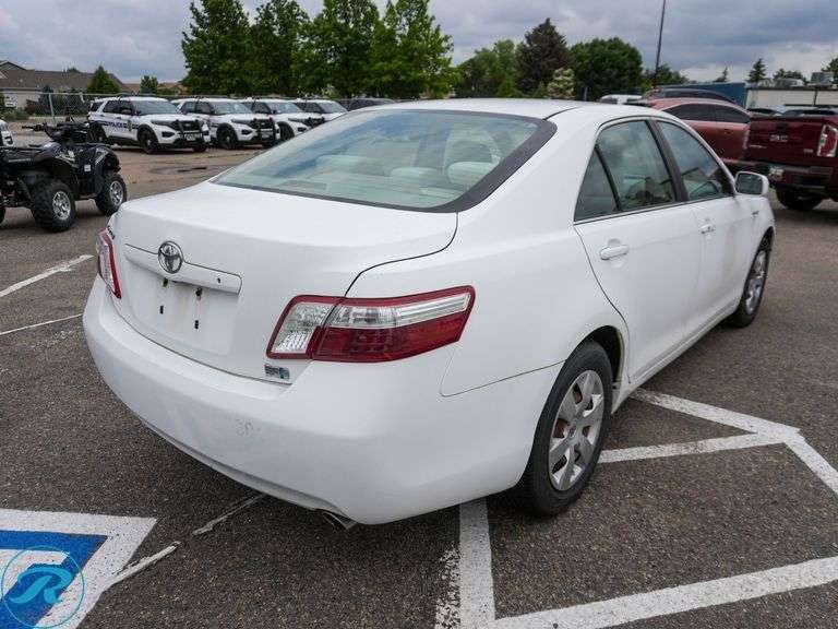 2008  Toyota  Camry Hybrid  FWD - Roller Auctions