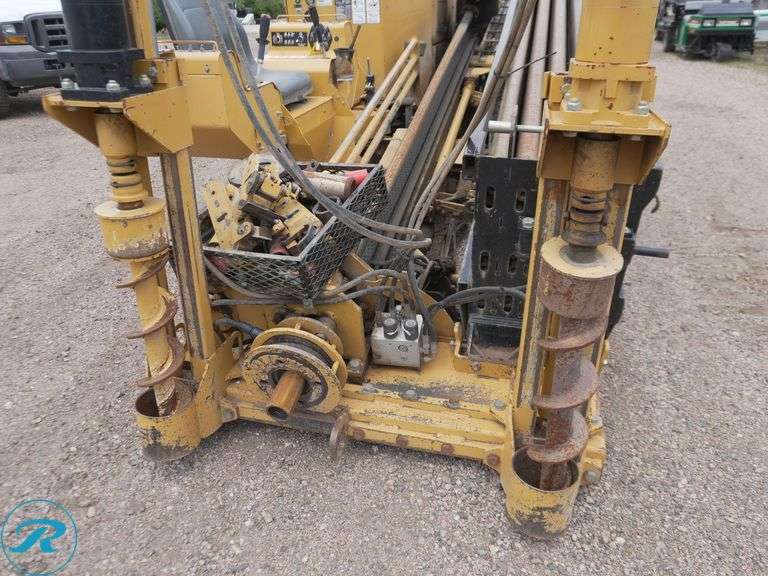 2000 Vermeer D24x40A Navigator Crawler Directional Drill - Roller Auctions