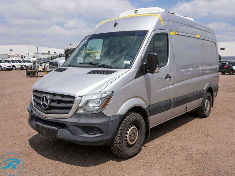 2016  Mercedes-Benz  Sprinter 2500  RWD  Reefer Van