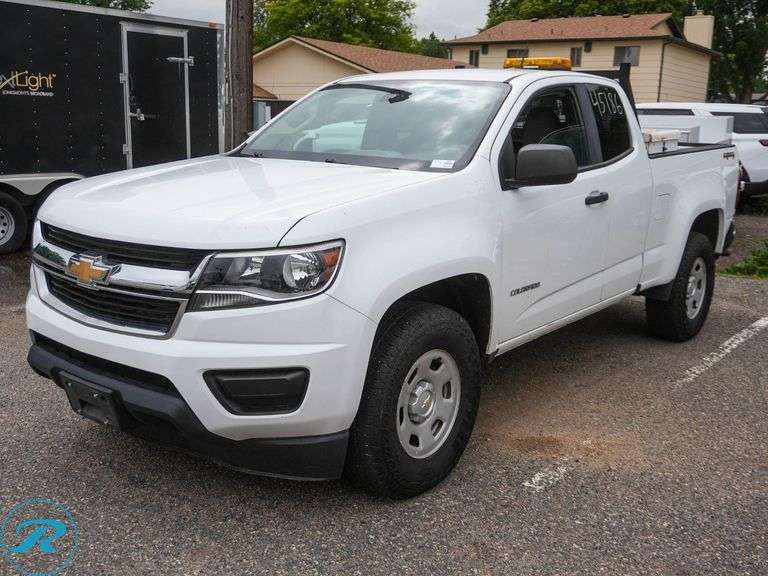2016  Chevrolet  Colorado   4WD  Pickup