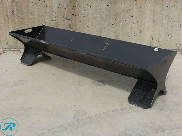 New Kit Containers Heavy Duty Cattle Feeder, 90" ,  Slight Bend in Metal Due To Shipping - Roller Auctions