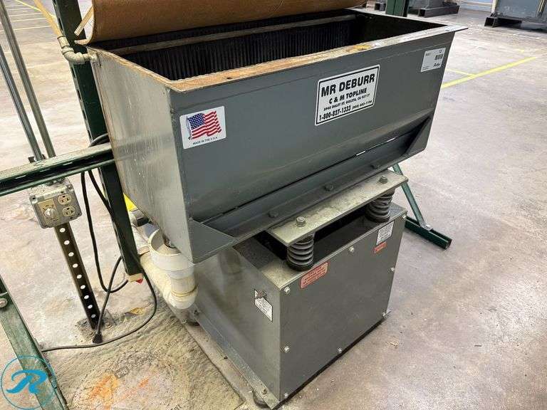 Mr. Deburr 300 Vibratory Tumbler with Roto Finish Lubricant Pump and Discharge Equipment - Roller Auctions