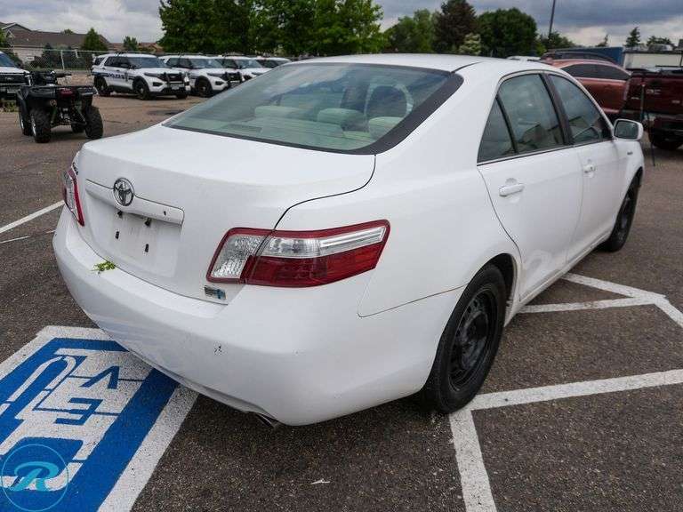 2008  Toyota  Camry Hybrid  FWD - Roller Auctions