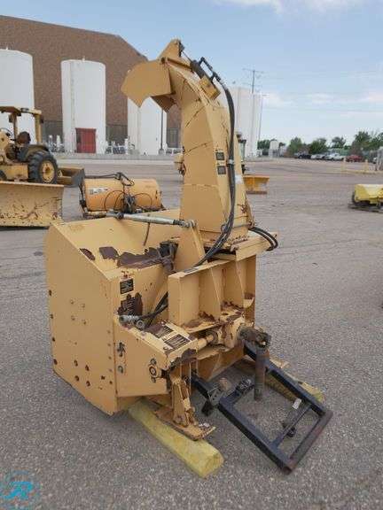 Trackless B3 51" Hydraulic Snow Blower Attachment - Roller Auctions