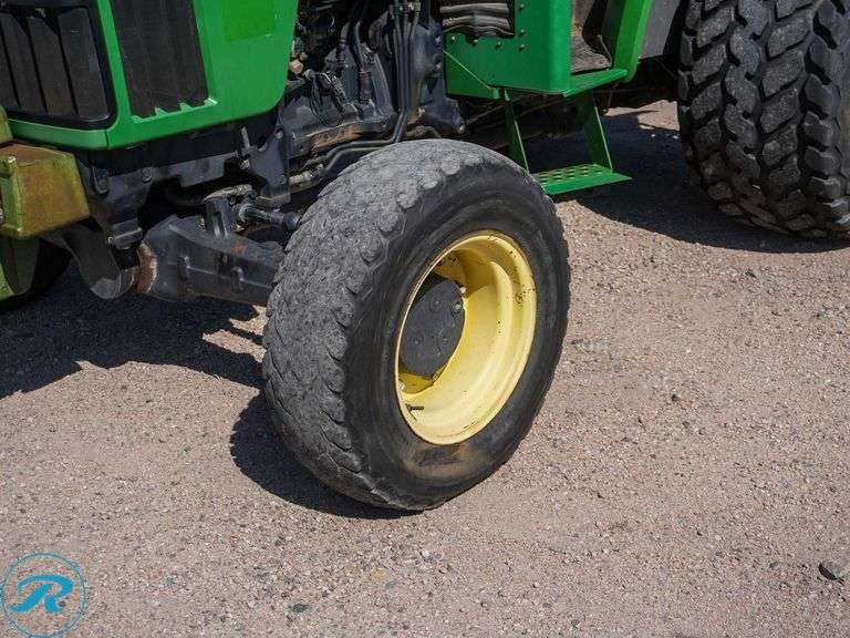 2001  John Deere  5320  4WD  Tractor - Roller Auctions