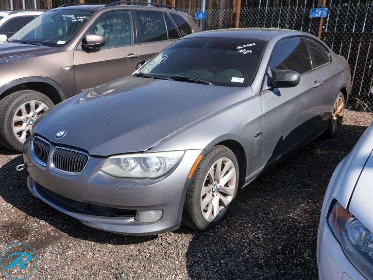 2011  BMW  3 Series 328xi  AWD