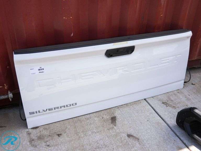 Chevrolet Silverado Pickup Tailgate
