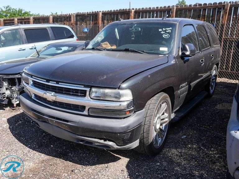 2003  Chevrolet  Tahoe LS  4WD
