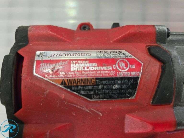 (4) Milwaukee Cordless Tools Including 2804-20 Drill/Driver, 2606-20Hammer Drill/Driver, 2853-20 Impact Driver, and 2735-20 LED Worklight - Roller Auctions