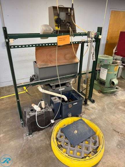 Mr. Deburr 300 Vibratory Tumbler with Roto Finish Lubricant Pump and Discharge Equipment - Roller Auctions