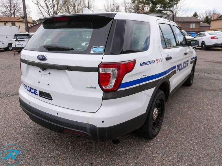 2016  Ford  Explorer   AWD   Police Interceptor SUV - Roller Auctions