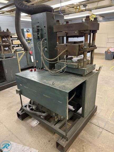 Wabash 75-1515-4TM 75-Ton Compression Molding Press, 3k Watt Heated Platen, 8x7 Compression Cylinder, 3HP, 480V 3-Phase - Roller Auctions