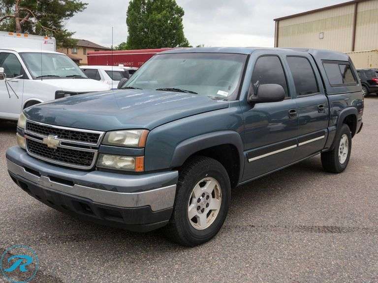 2006  Chevrolet  Silverado 1500   4WD  Pickup