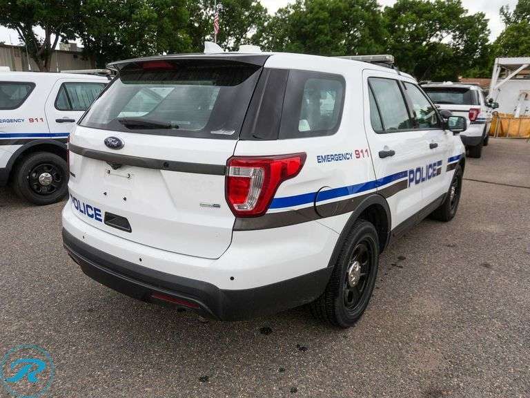 2016  Ford  Explorer   AWD  Police Interceptor SUV - Roller Auctions