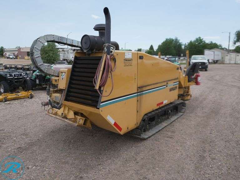 2000 Vermeer D24x40A Navigator Crawler Directional Drill - Roller Auctions