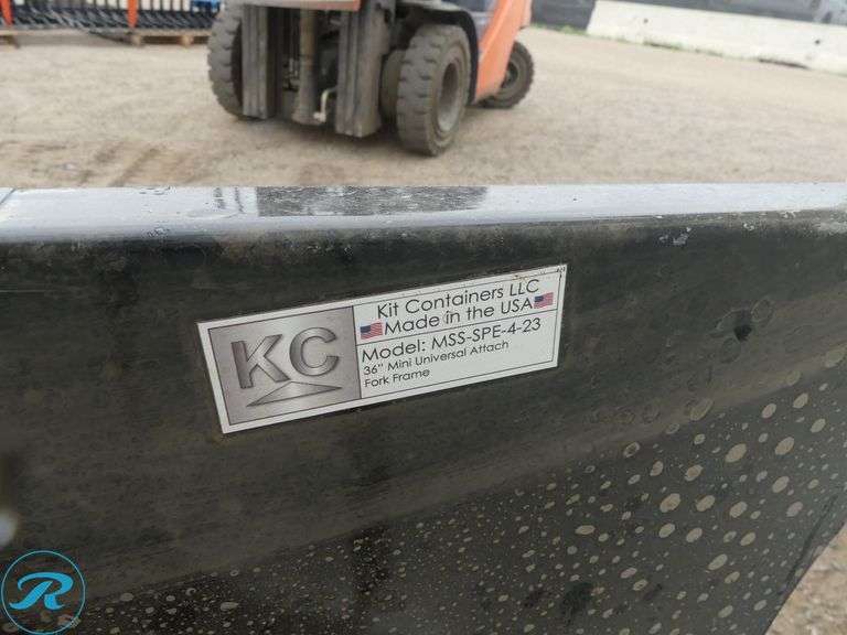 New Kit Containers Fork Attachment to Fit Mini Skid Steer Loader, 36" Forks - Roller Auctions