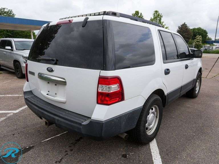 2011  Ford  Expedition   4WD  SUV - Roller Auctions