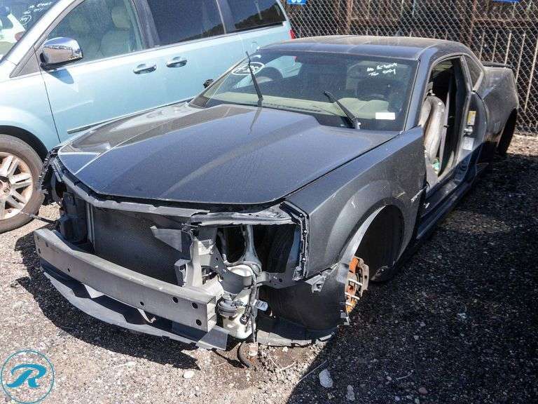 2015  Chevrolet  Camaro LT  RWD