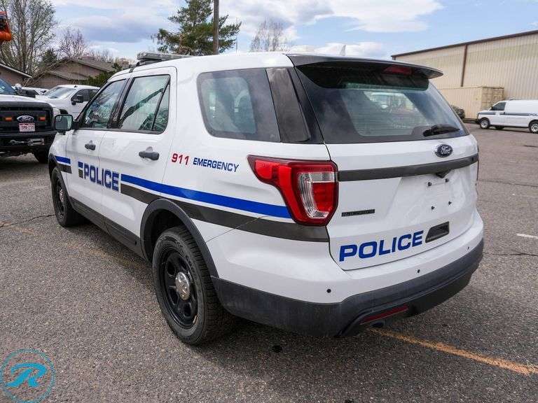 2016  Ford  Explorer   4WD  Police Interceptor SUV - Roller Auctions