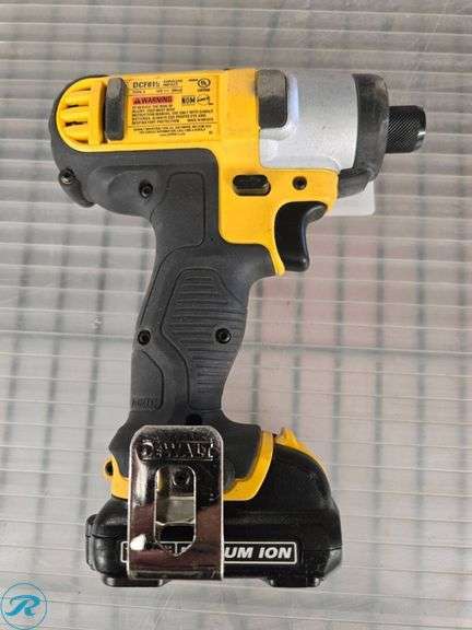 Dewalt DCF815 Cordless Impact Driver with 12V Lithium-Ion Battery - Roller Auctions