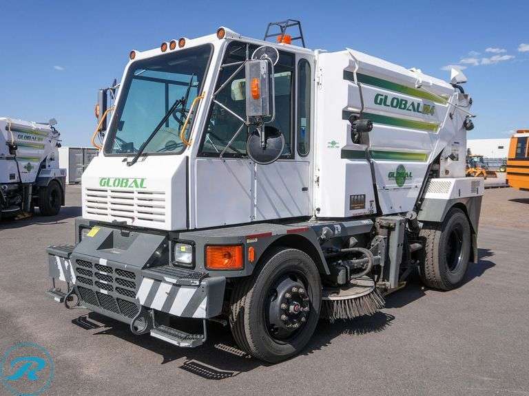 2018  Global  M4  Street Sweeper