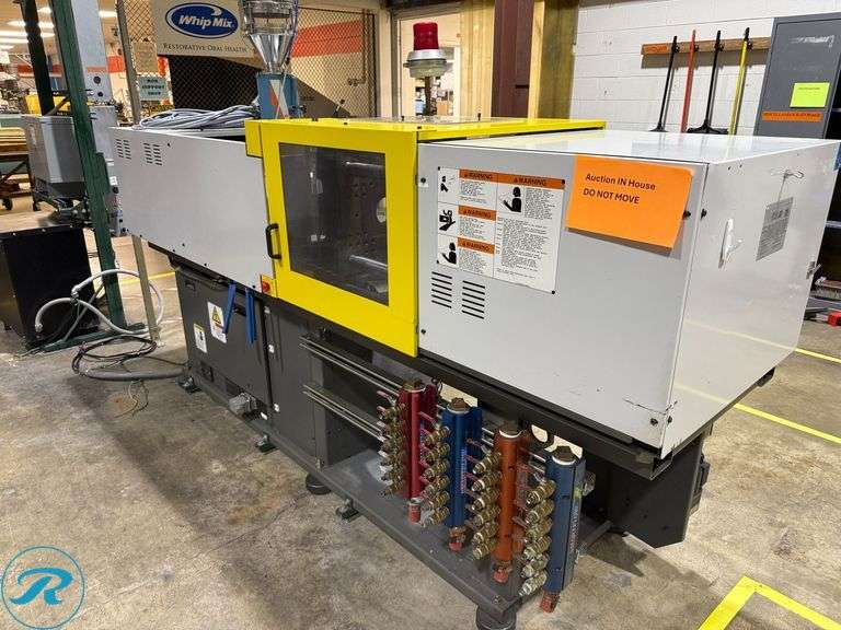 2000 Cincinnati Milacron Fanuc Roboshot 33i 33-Ton Injection Mold Machine (s/n 4161A02/00-1) with Motan Hopper, Transformer and Power Control Box - Roller Auctions