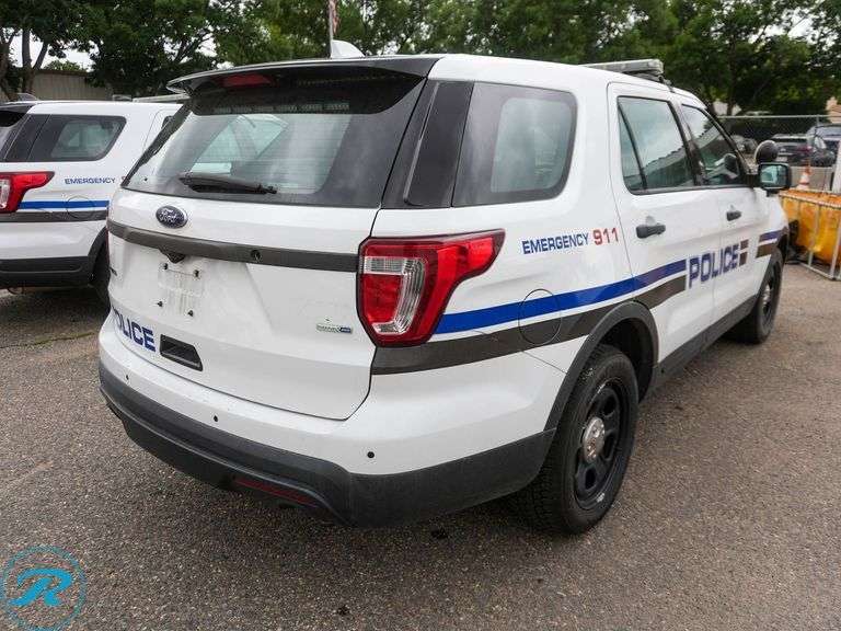 2017  Ford  Explorer   AWD  Police Interceptor SUV - Roller Auctions