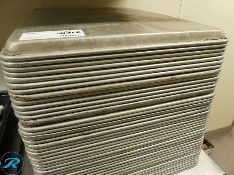 (42) Sheet Pans - Roller Auctions