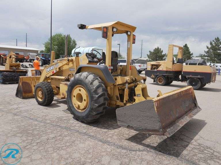John Deere 210LE 4x4 Tractor/ Loader - Roller Auctions