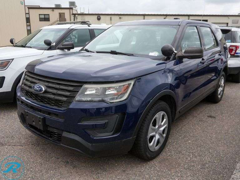 2017  Ford  Explorer   Base  AWD