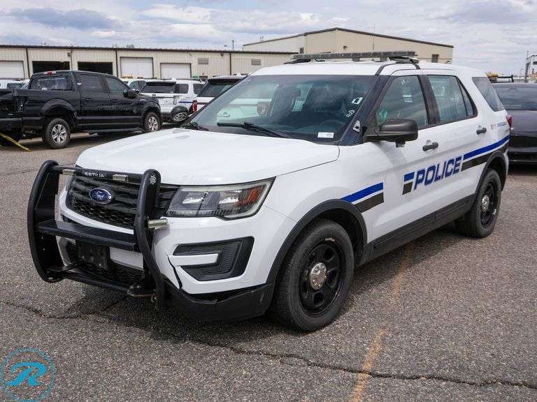 2016  Ford  Explorer   4WD  Police Interceptor SUV