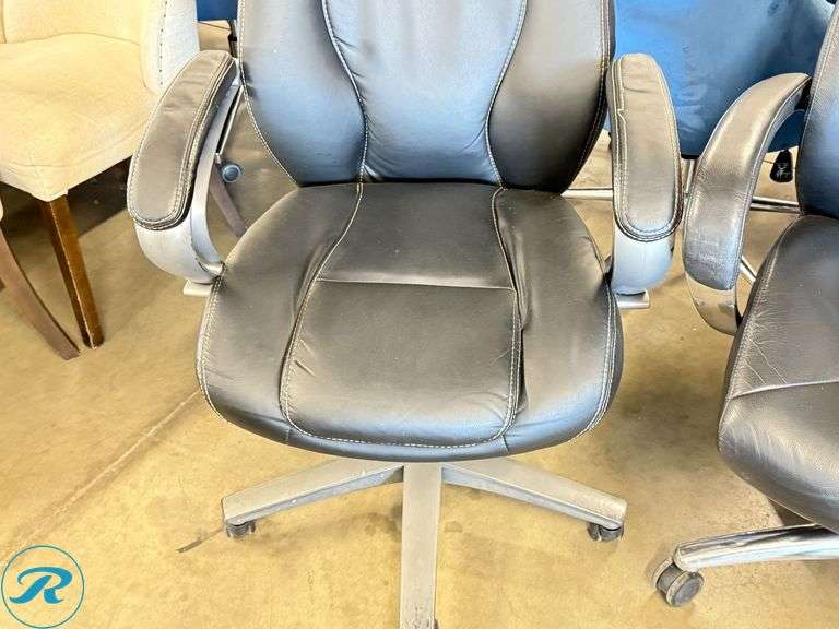 (3) Black Faux Leather Office Chairs with Rolling Bases - Roller Auctions