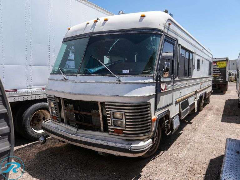 1983 Chevrolet P30 Rear-Wheel Drive - Roller Auctions