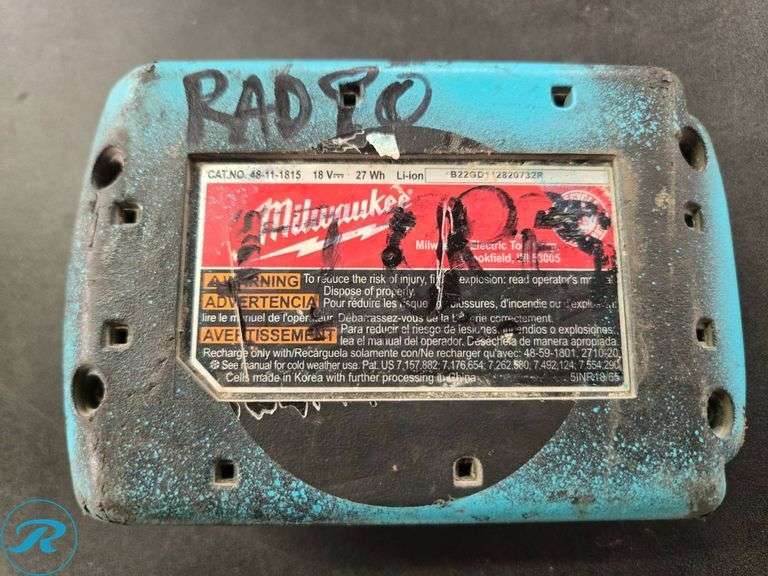 (2) Milwaukee M18 1.5Ah Red Lithium Battery Packs - Roller Auctions