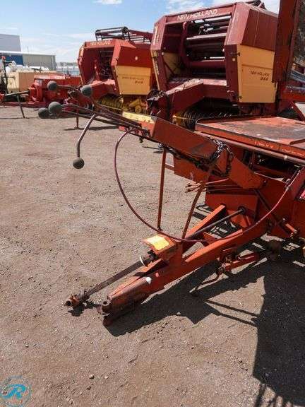 New Holland Stackliner 1032 Bale Stack Wagon - Roller Auctions