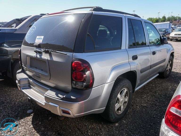 2005  Chevrolet  TrailBlazer  4WD - Roller Auctions
