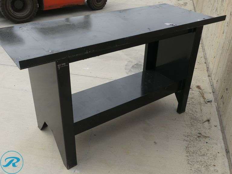 New Kit Containers Metal Work Bench, 60" x 28" - Roller Auctions