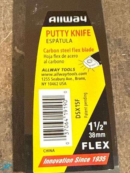(3) Allway DSX15F 1 1/2-Inch Flex Putty Knives With Carbon Steel Blades - Roller Auctions