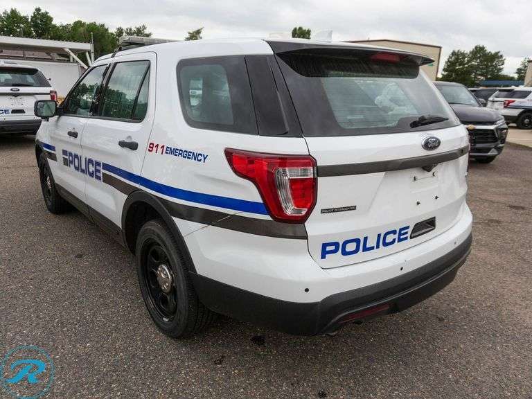 2016  Ford  Explorer   AWD  Police Interceptor SUV - Roller Auctions