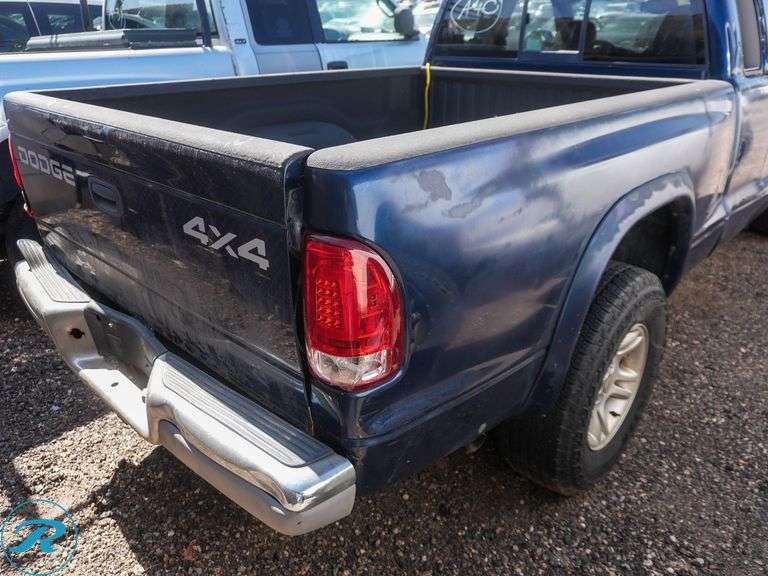 2001  Dodge  Dakota   4WD - Roller Auctions