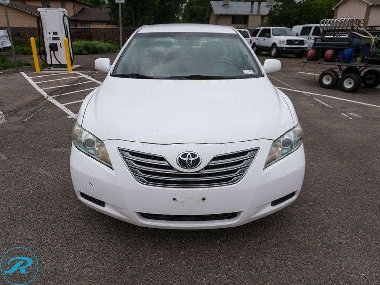 2008  Toyota  Camry Hybrid  FWD - Roller Auctions