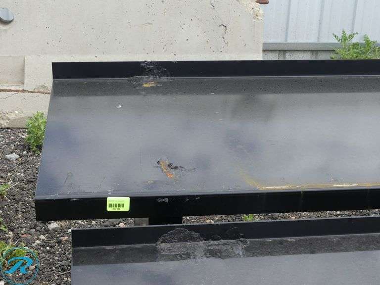 New Kit Containers Metal Work Bench, 90" x 28" - Roller Auctions