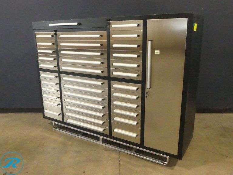 New Chery Industrial 35-Drawer Tool Chest, Stainless Steel, 7' - Roller Auctions