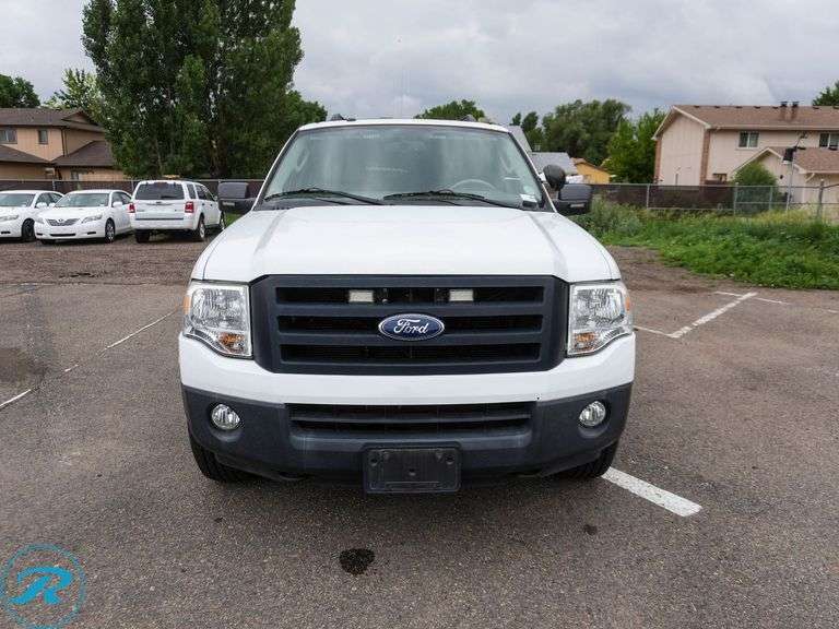 2011  Ford  Expedition   4WD  SUV - Roller Auctions