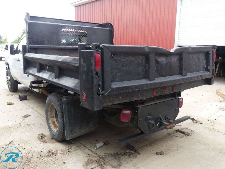 2013  Chevrolet  Silverado   3500 HD  4WD  Dump Truck - Roller Auctions