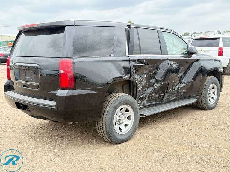 2017  Chevrolet  Tahoe   4WD  SUV - Roller Auctions
