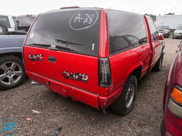1995  Chevrolet  Tahoe   4WD - Roller Auctions