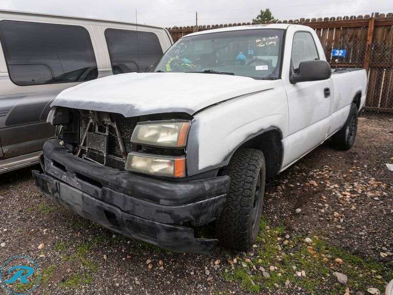 2006  Chevrolet  Silverado 1500 LS  4WD