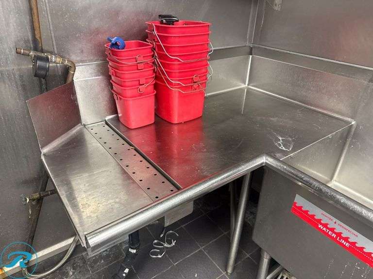 Stainless Steel Commercial Kitchen Sink and Wash Station, 115 in x 30 in and 108 in x 90 in - Roller Auctions