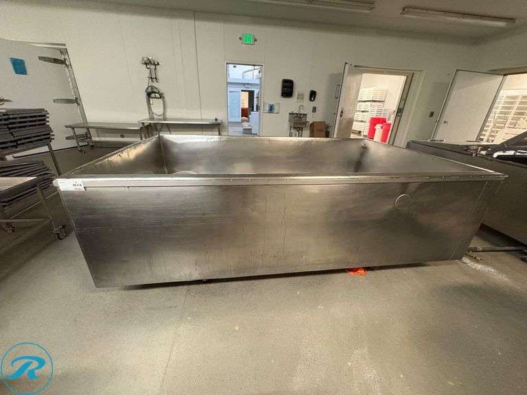 Fromagex 200-Gallon Jacketed Mixing Tank, 108” x 60” x 36”H
